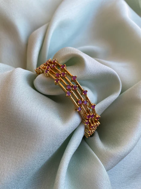 Set of 4 Ruby Bangles
